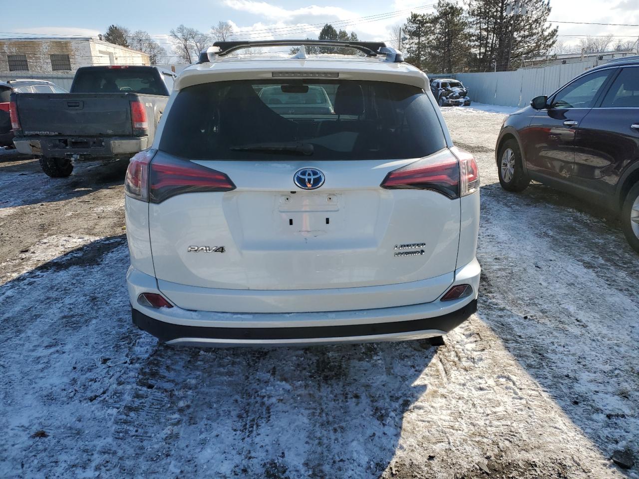 2016 Toyota RAV 4 - Image 6