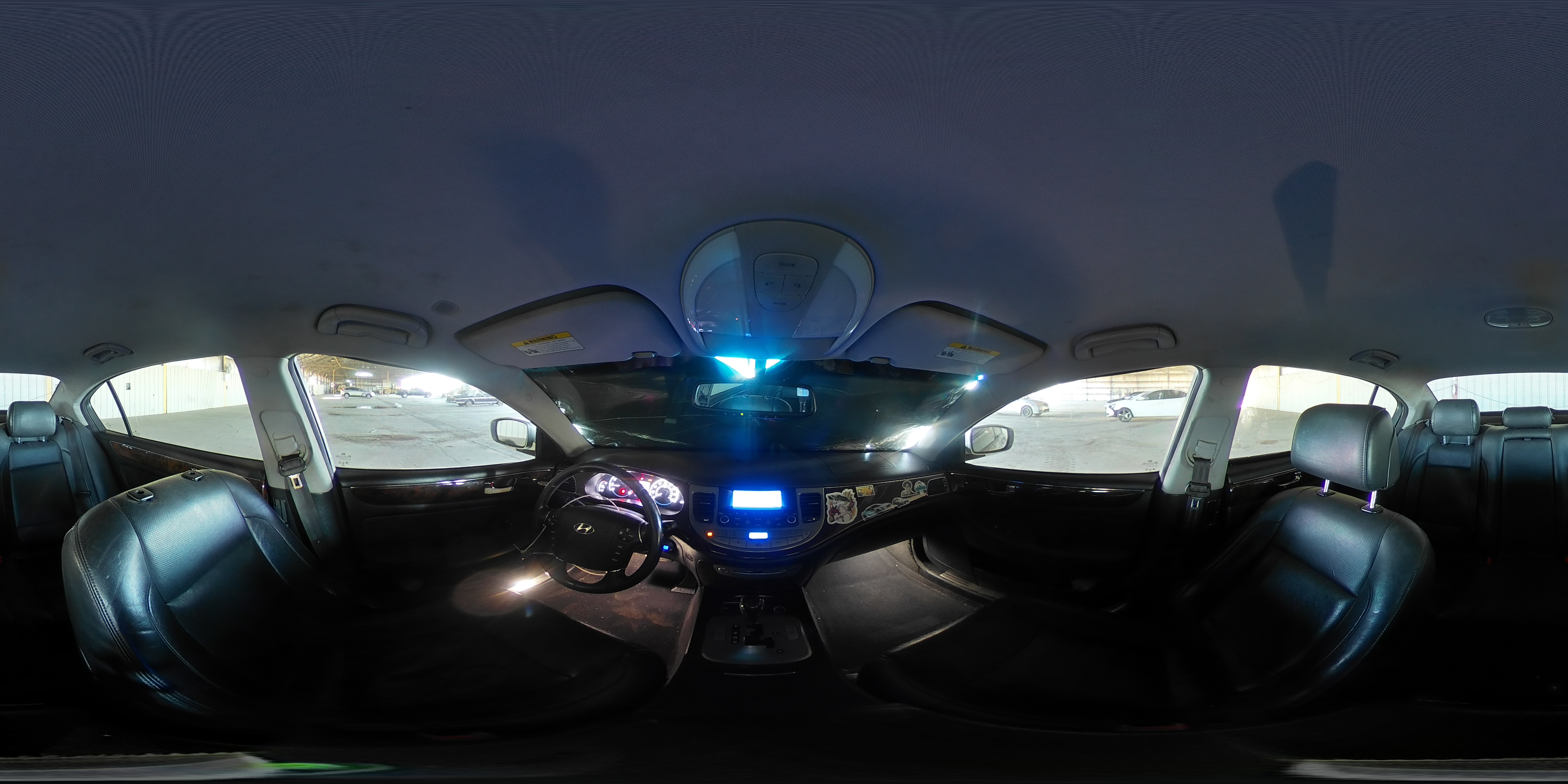 2011 Hyundai Genesis - Image 13