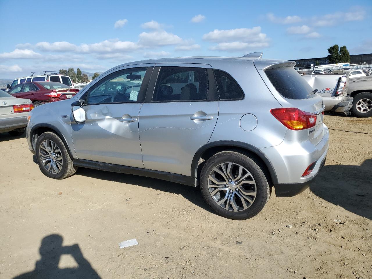 2018 Mitsubishi Outlander Sport Es VIN: JA4AP3AU4JU021411 Lot: 43193495