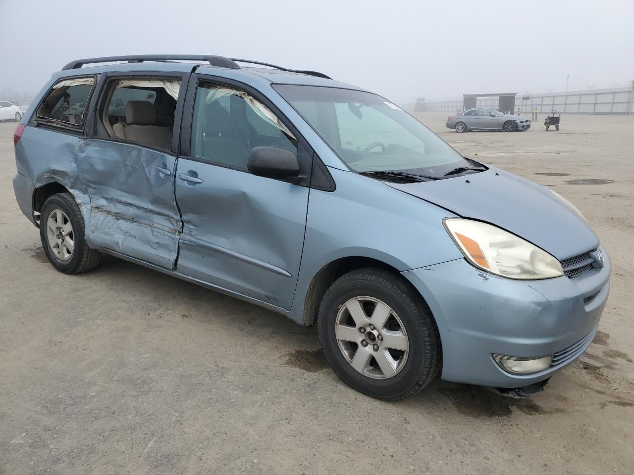 2005 Toyota Sienna - Image 4
