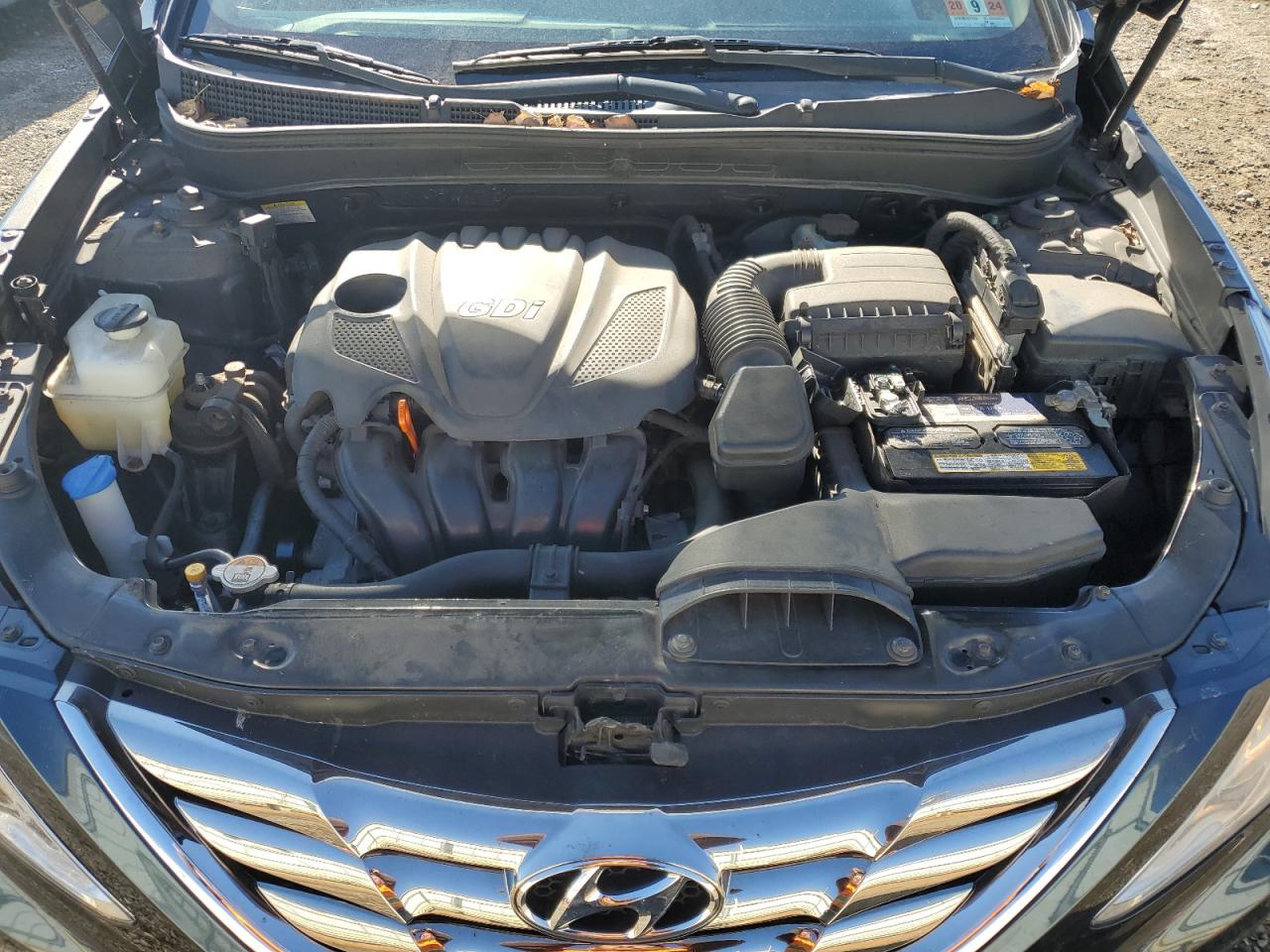 2013 Hyundai Sonata - Image 11