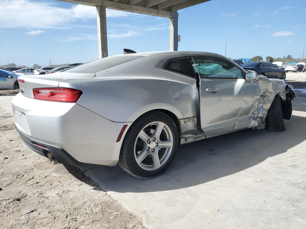 2018 Chevrolet Camaro - Image 3