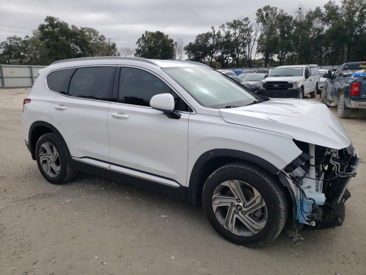 2022 Hyundai Santa Fe - Image 4