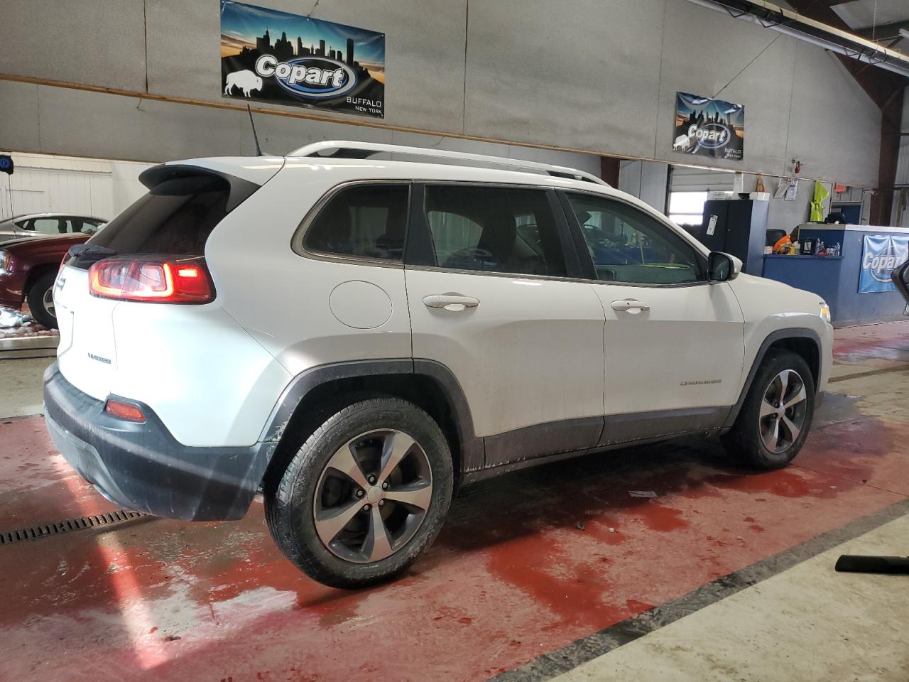 2019 Jeep Grand Cherokee - Image 3