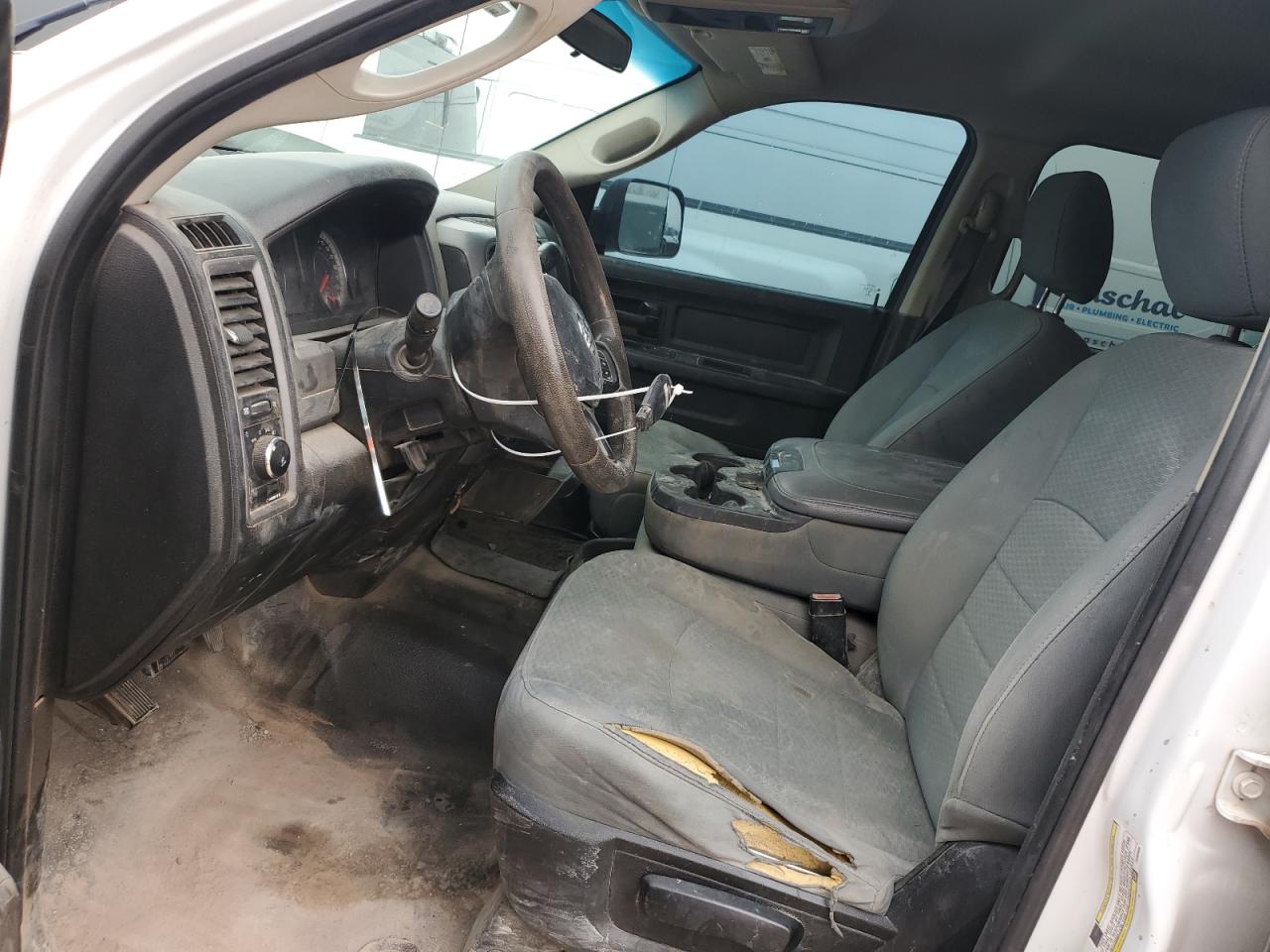 2018 RAM 3500 - Image 7