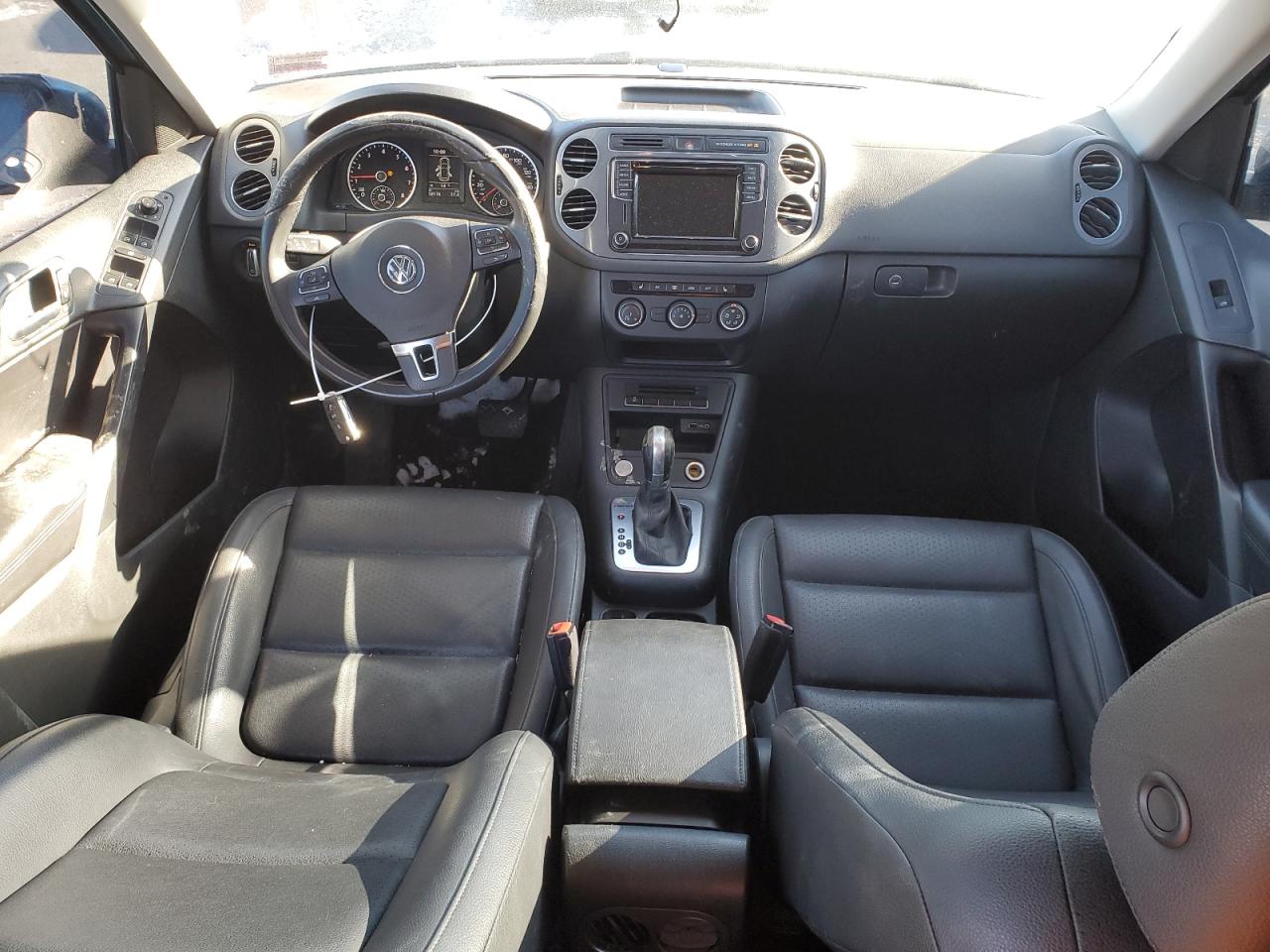 2017 Volkswagen Tiguan - Image 8