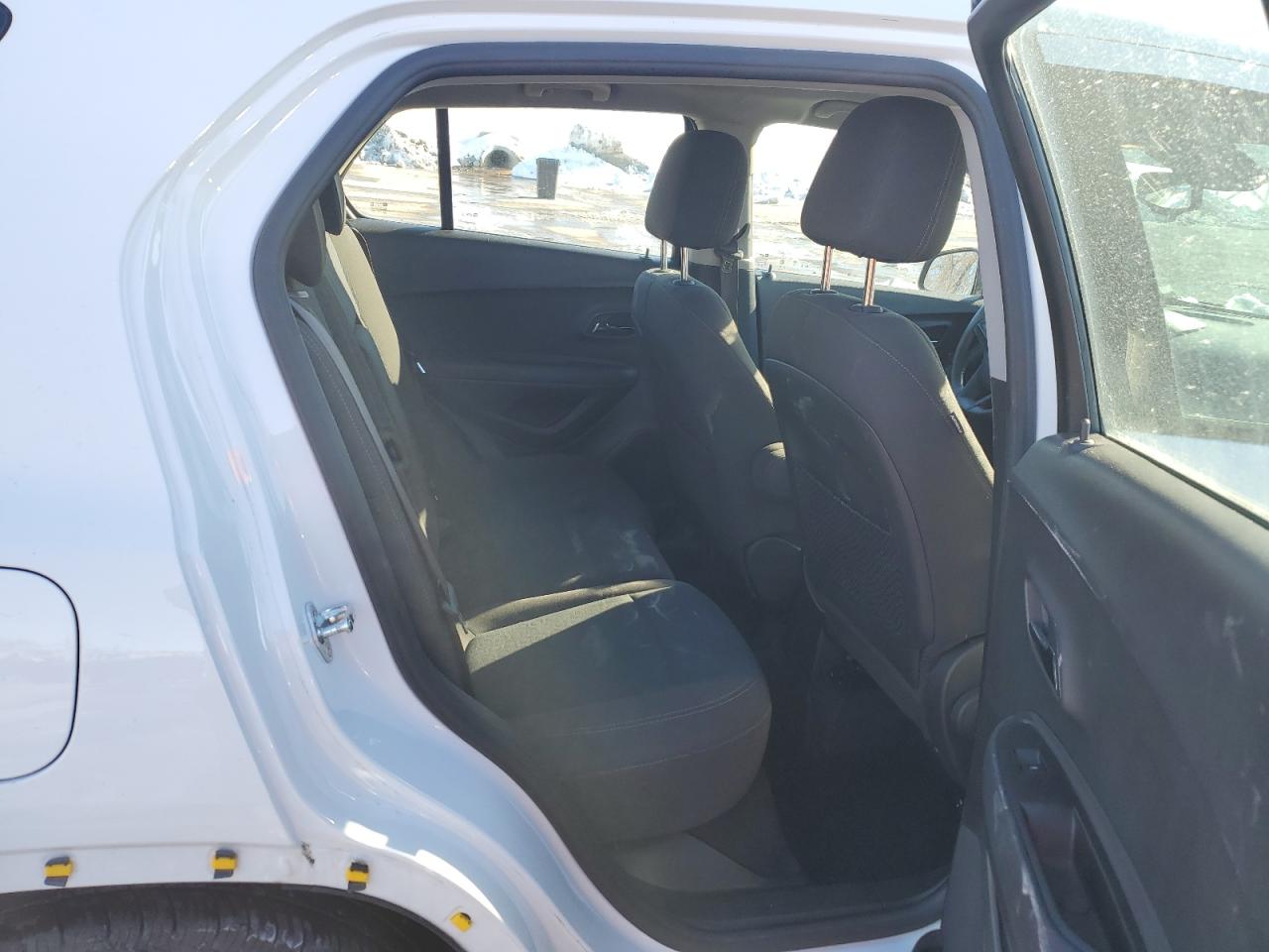 2018 Chevrolet Trax Ls VIN: KL7CJKSB2JB734274 Lot: 41581505