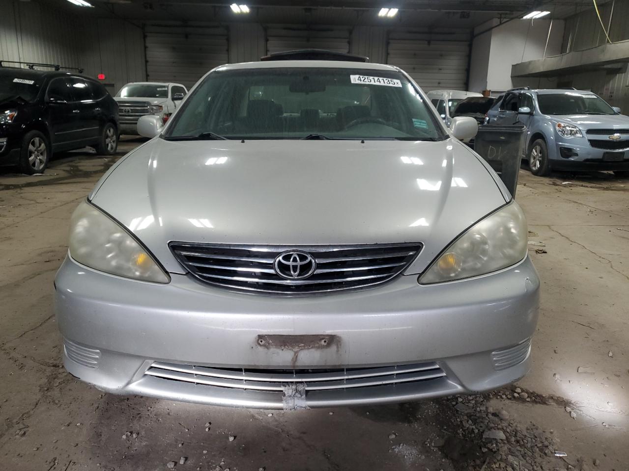 2005 Toyota Camry - Image 5