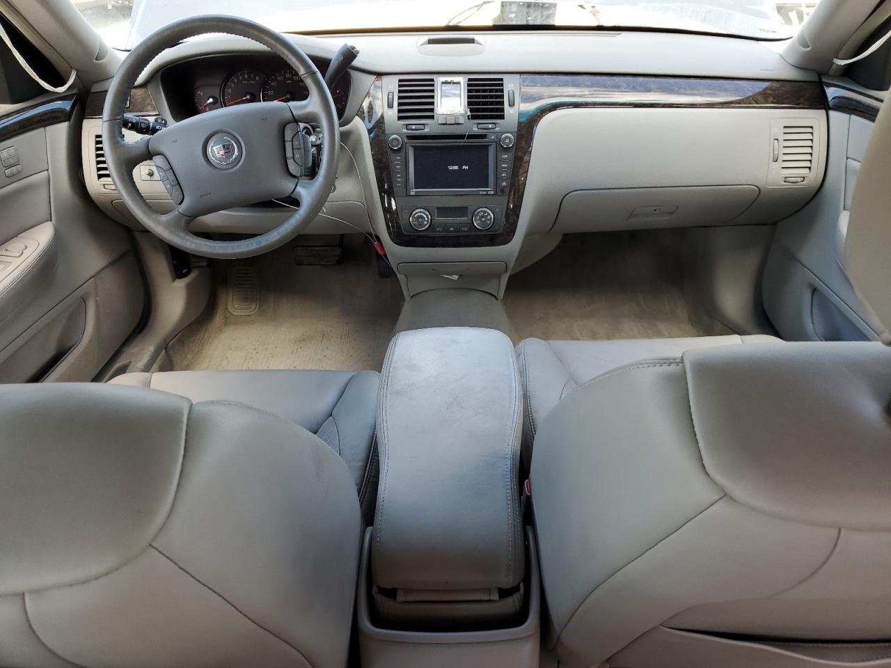 2008 Cadillac DTS - Image 8