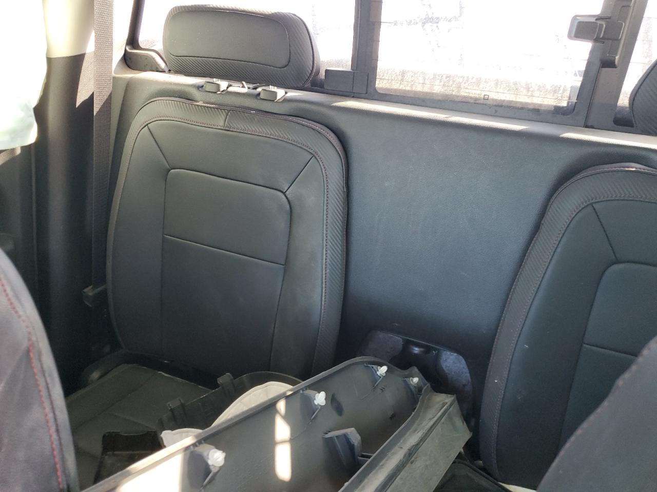 2016 GMC Canyon - Image 10