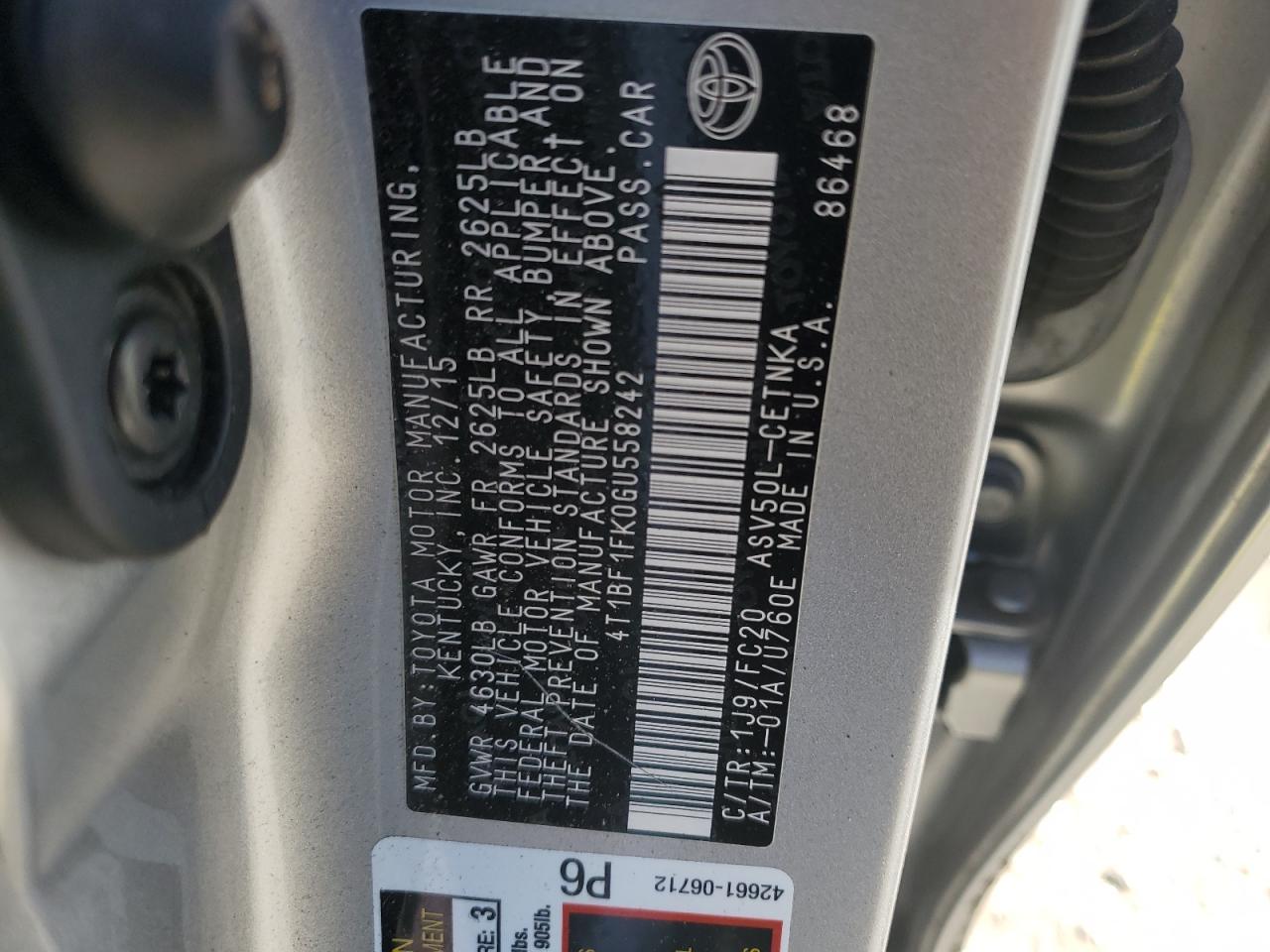 2016 Toyota Camry - Image 12