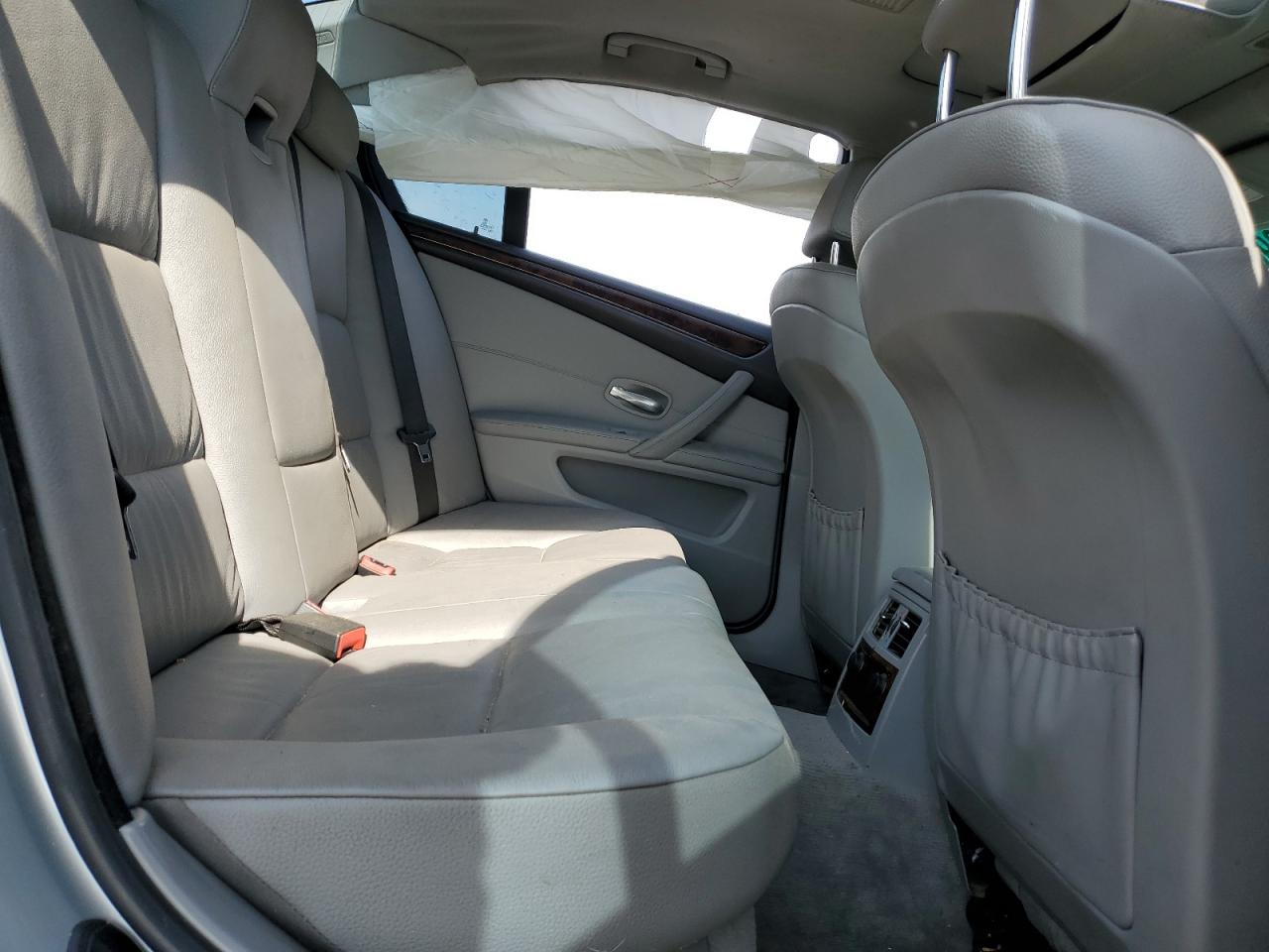 2010 BMW 5er - Image 10
