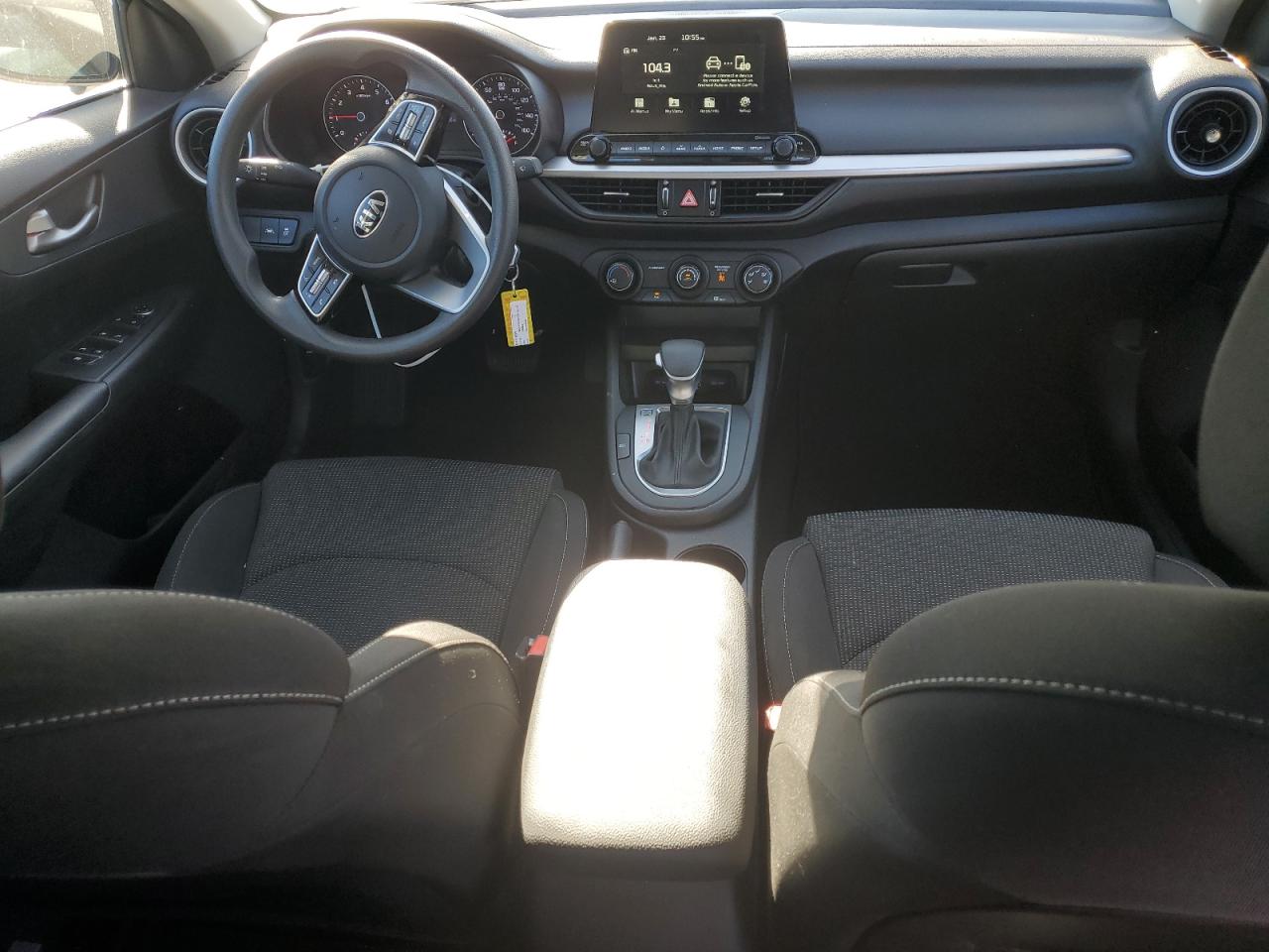 2020 Kia Forte - Image 8