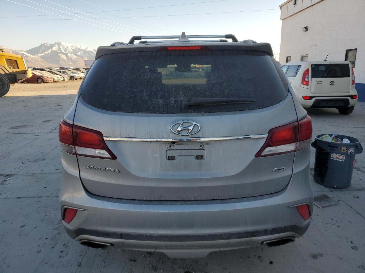 2017 Hyundai Santa Fe - Image 6