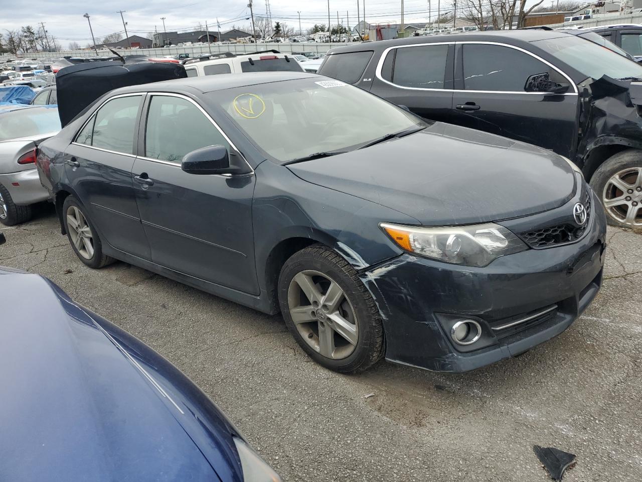 2014 Toyota Camry - Image 4