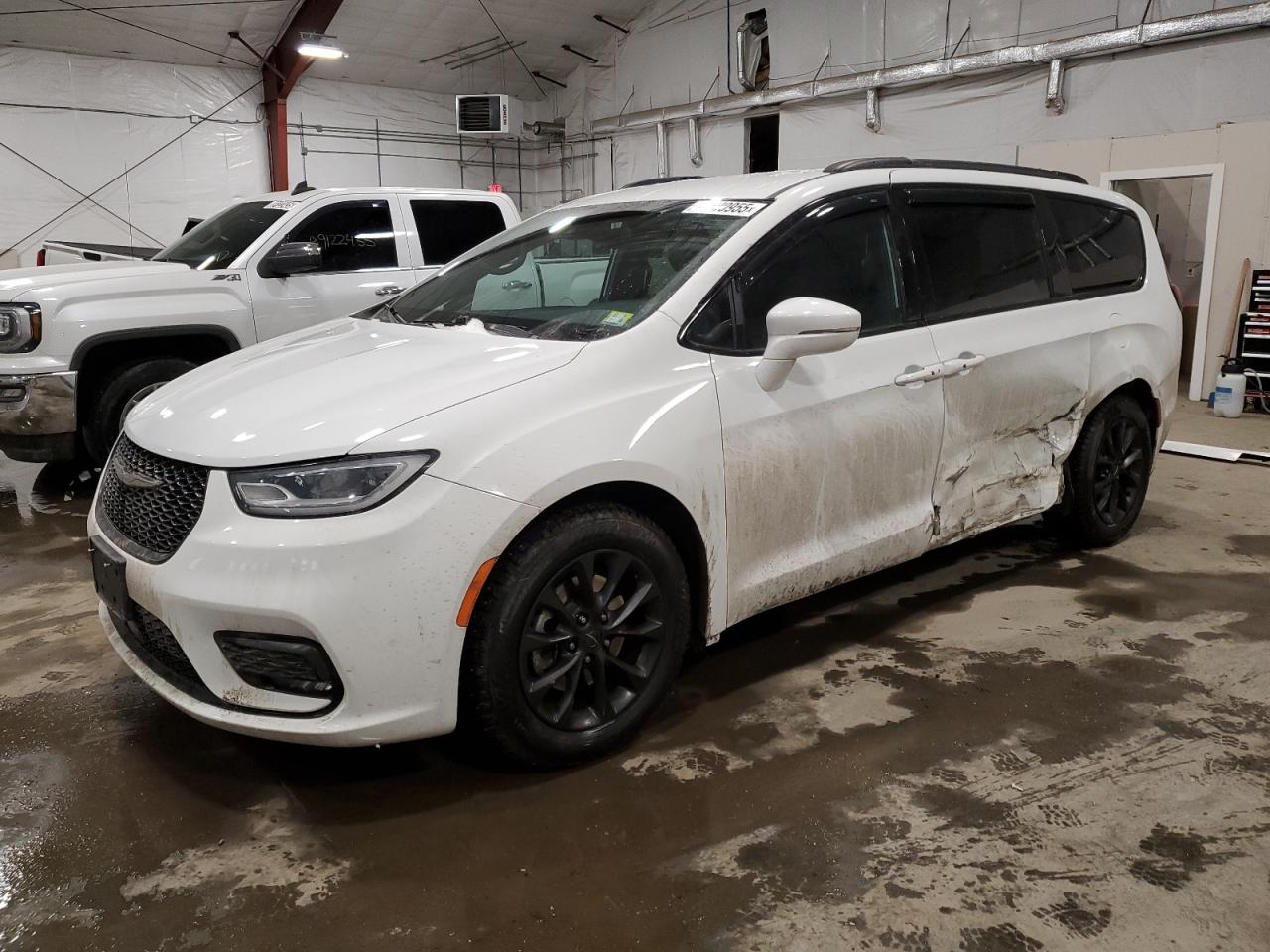 2021 Chrysler Pacifica - Image 1