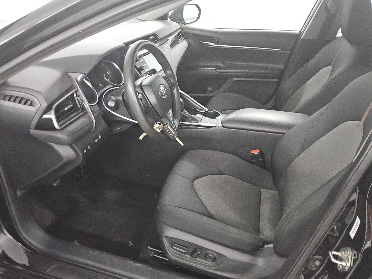 2020 Toyota Camry - Image 7