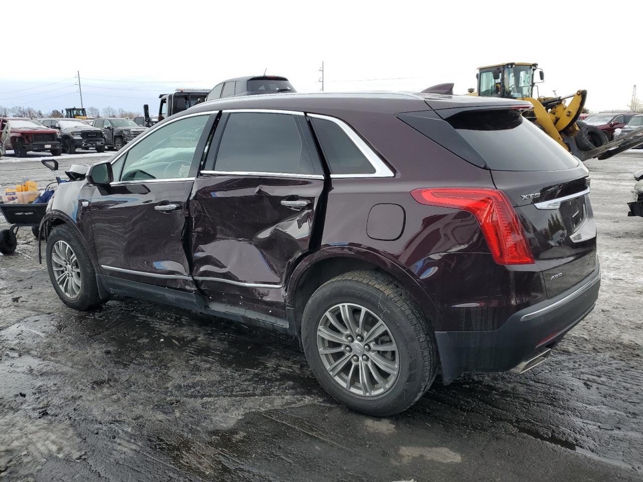2018 Cadillac XT5 - Image 2