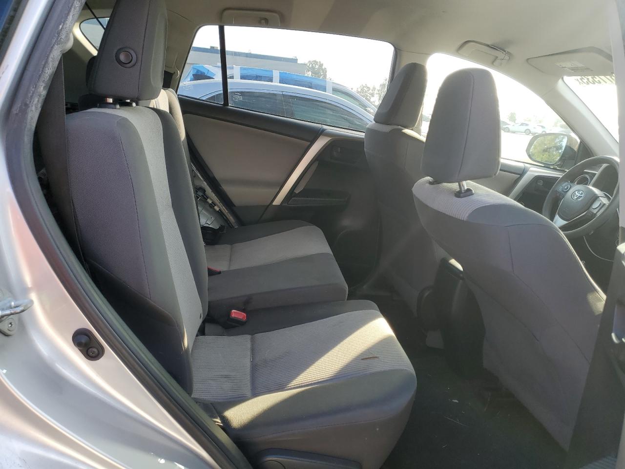 2014 Toyota RAV 4 - Image 11