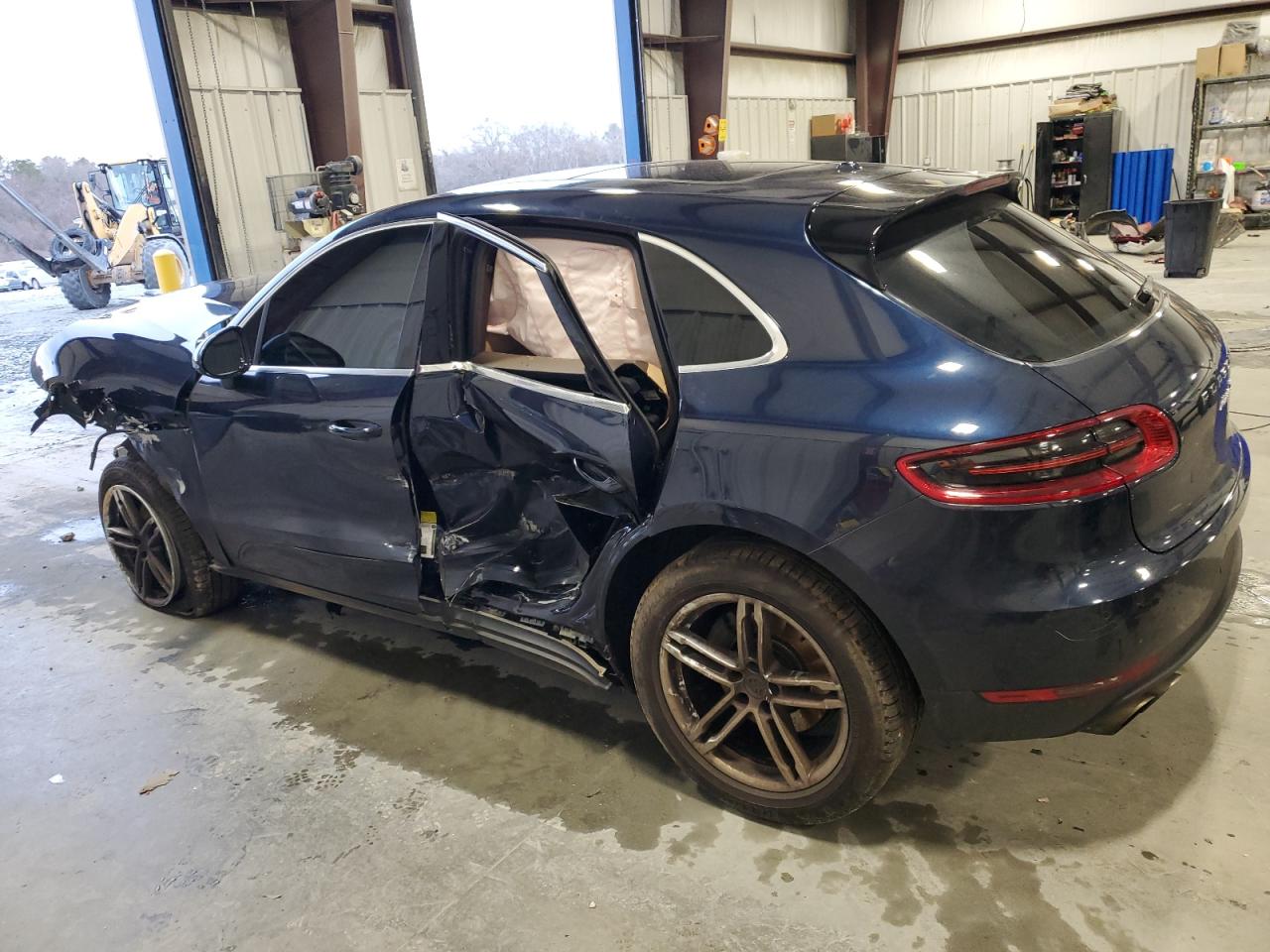 2018 Porsche Macan - Image 2
