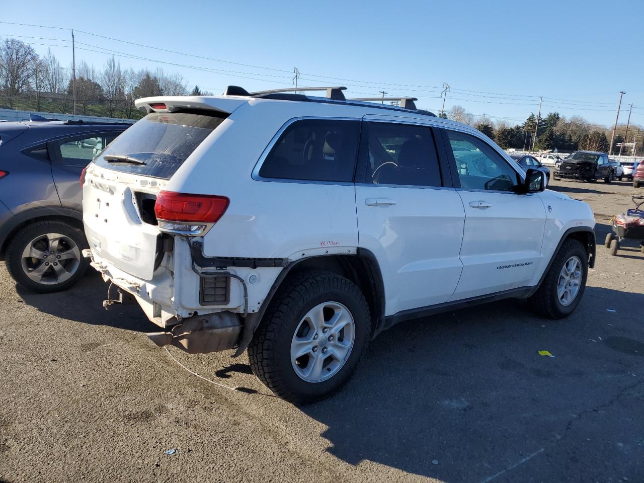2016 Jeep Grand Cherokee - Image 3