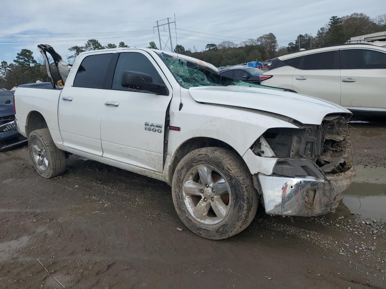 2017 RAM 1500 - Image 4