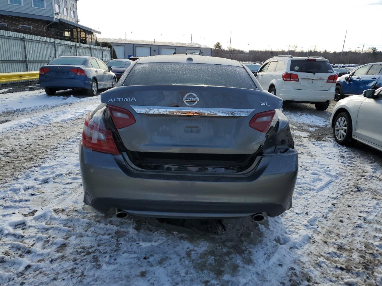 2018 Nissan Altima - Image 6