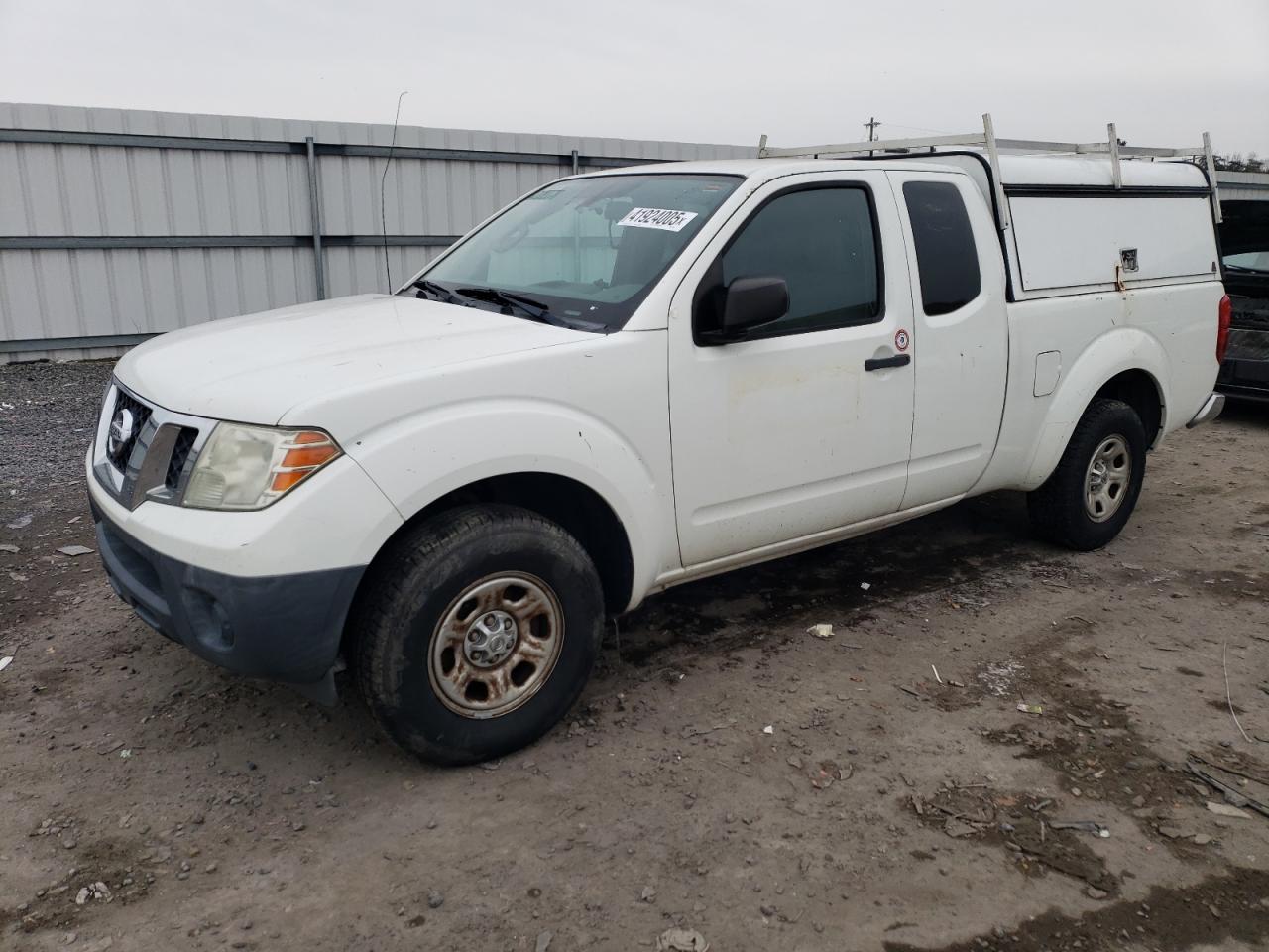 2015 Nissan Navara (Frontier) - Image 1