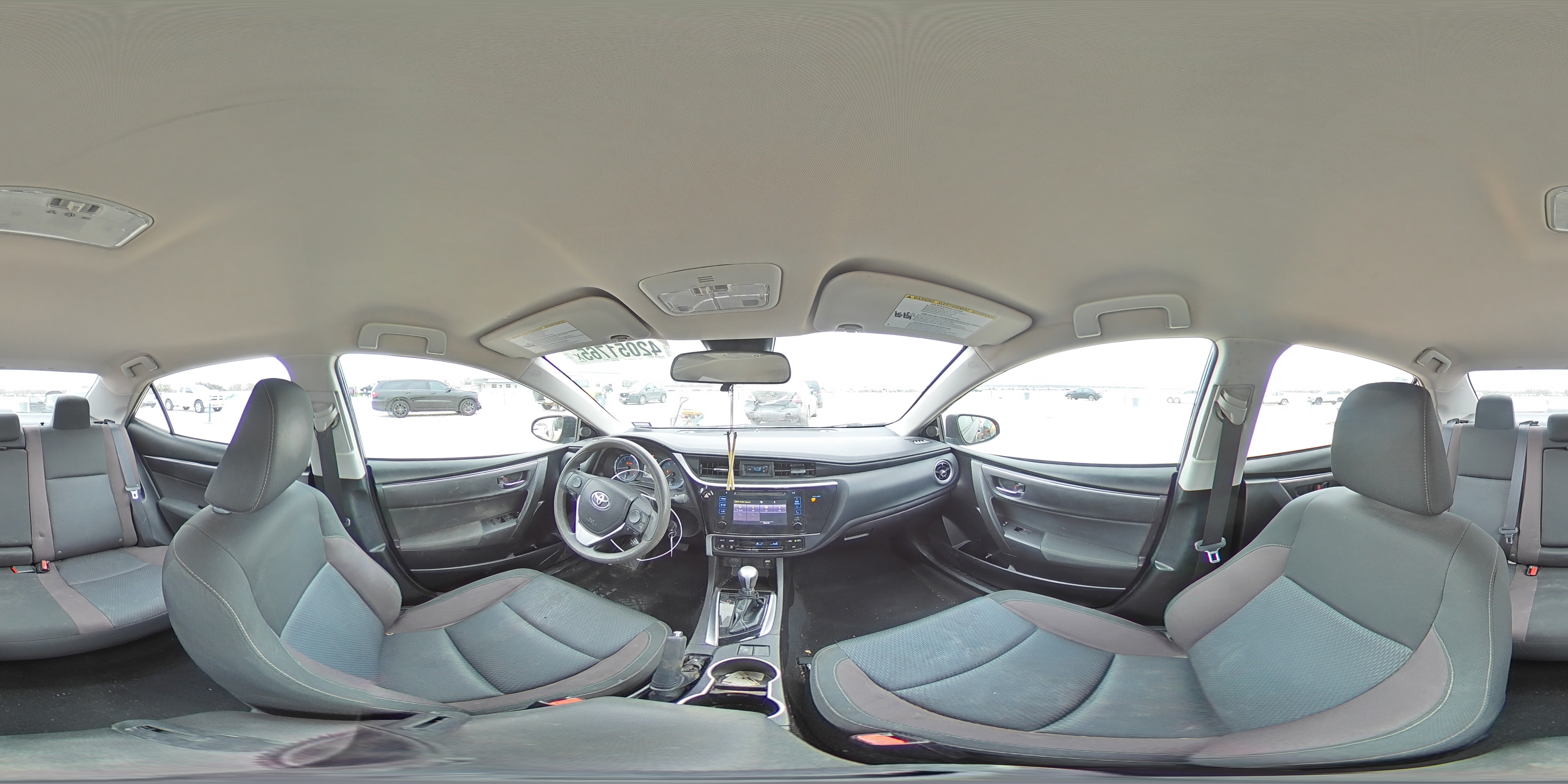 2018 Toyota Corolla - Image 12