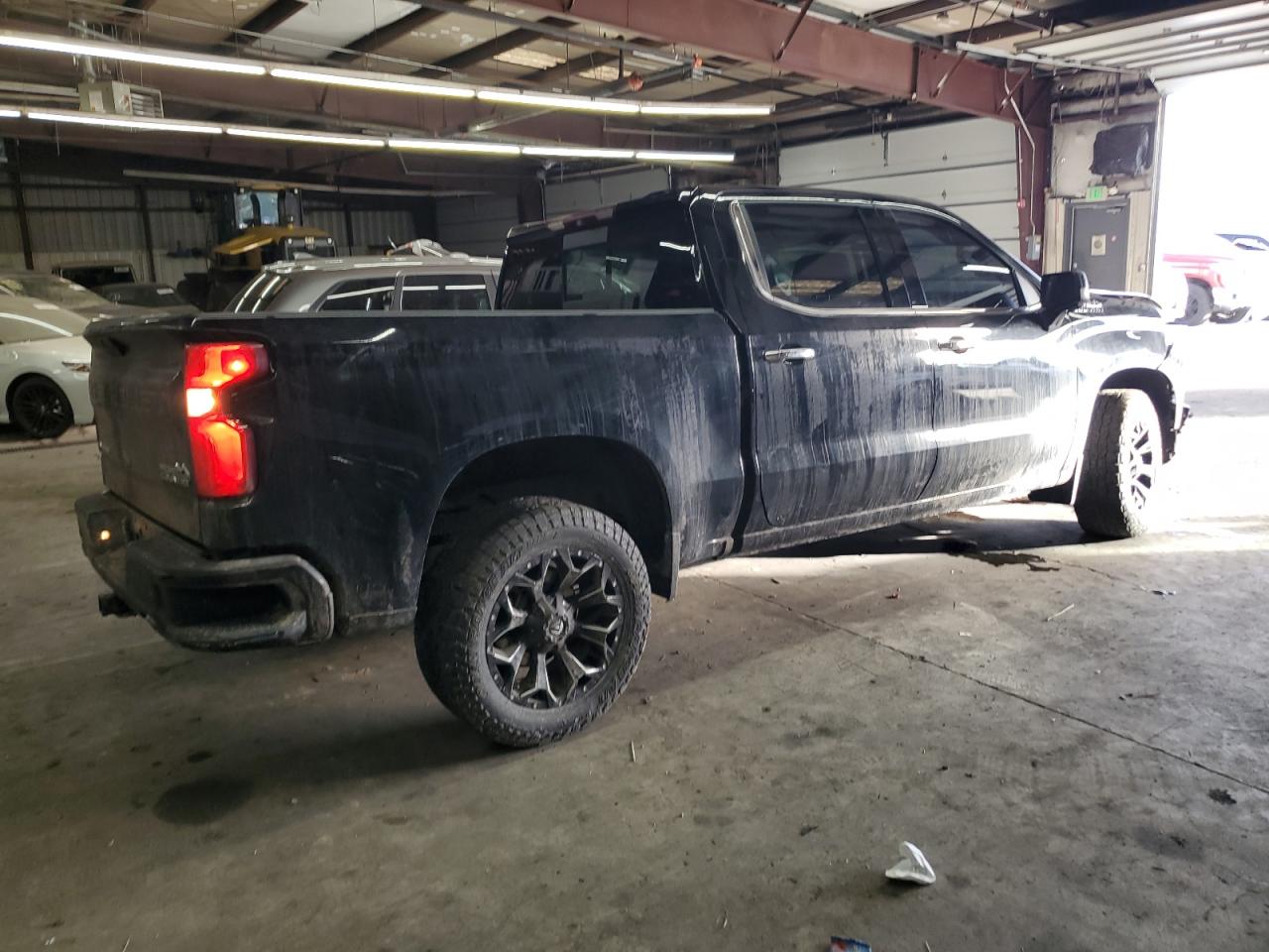 2019 Chevrolet Silverado - Image 3