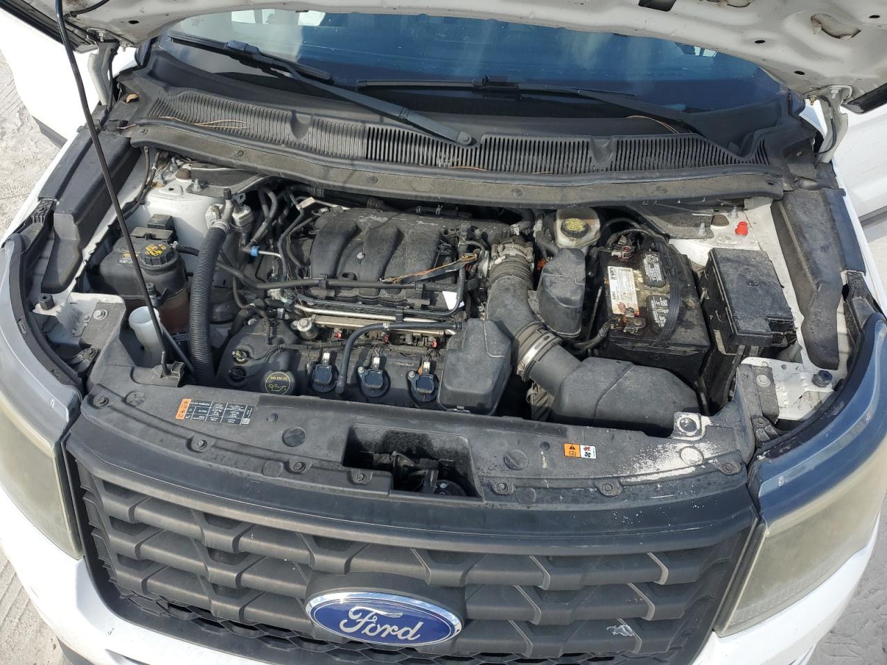 2017 Ford Explorer - Image 12