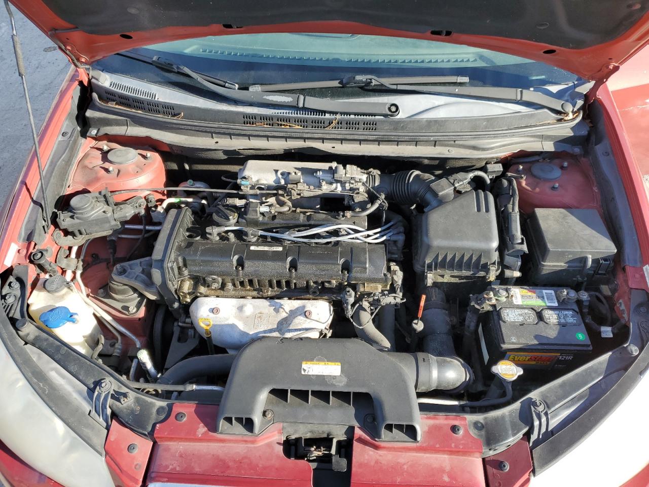 2010 Hyundai Elantra - Image 13