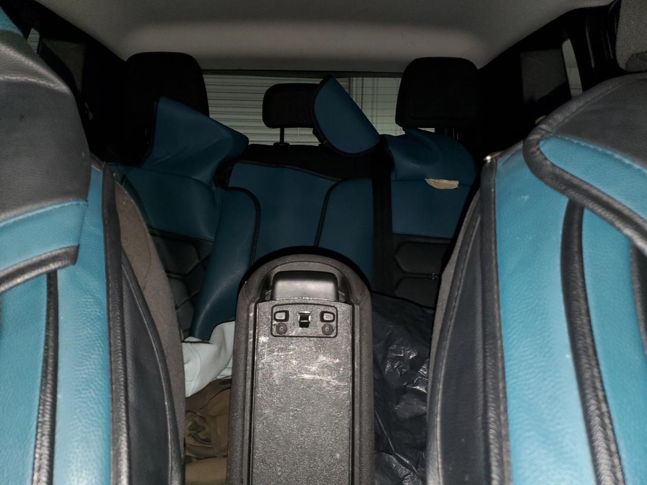 2017 Jeep Renegade - Image 10