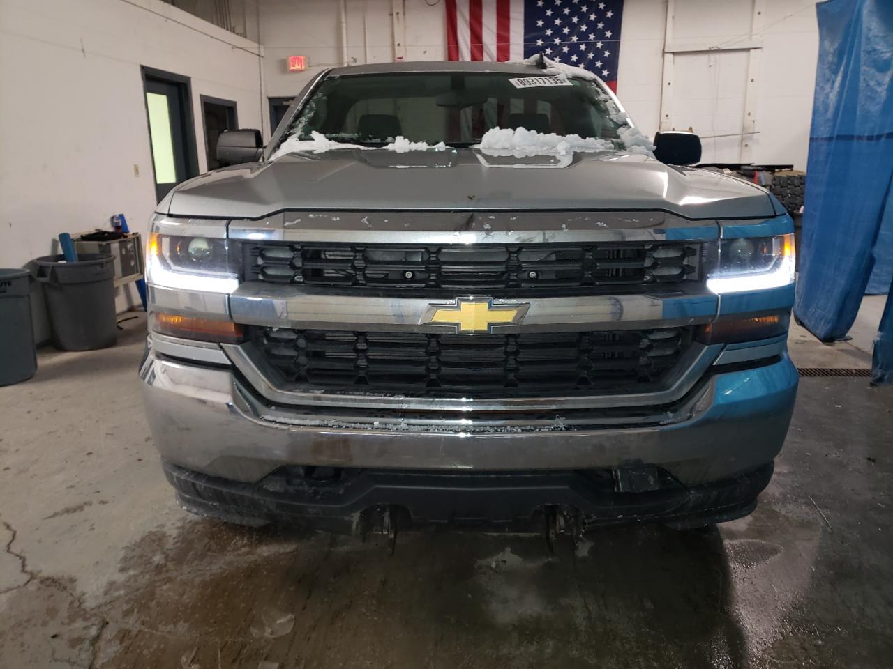 2016 Chevrolet Silverado - Image 5