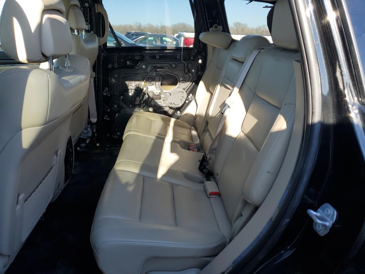 2018 Jeep Grand Cherokee - Image 11