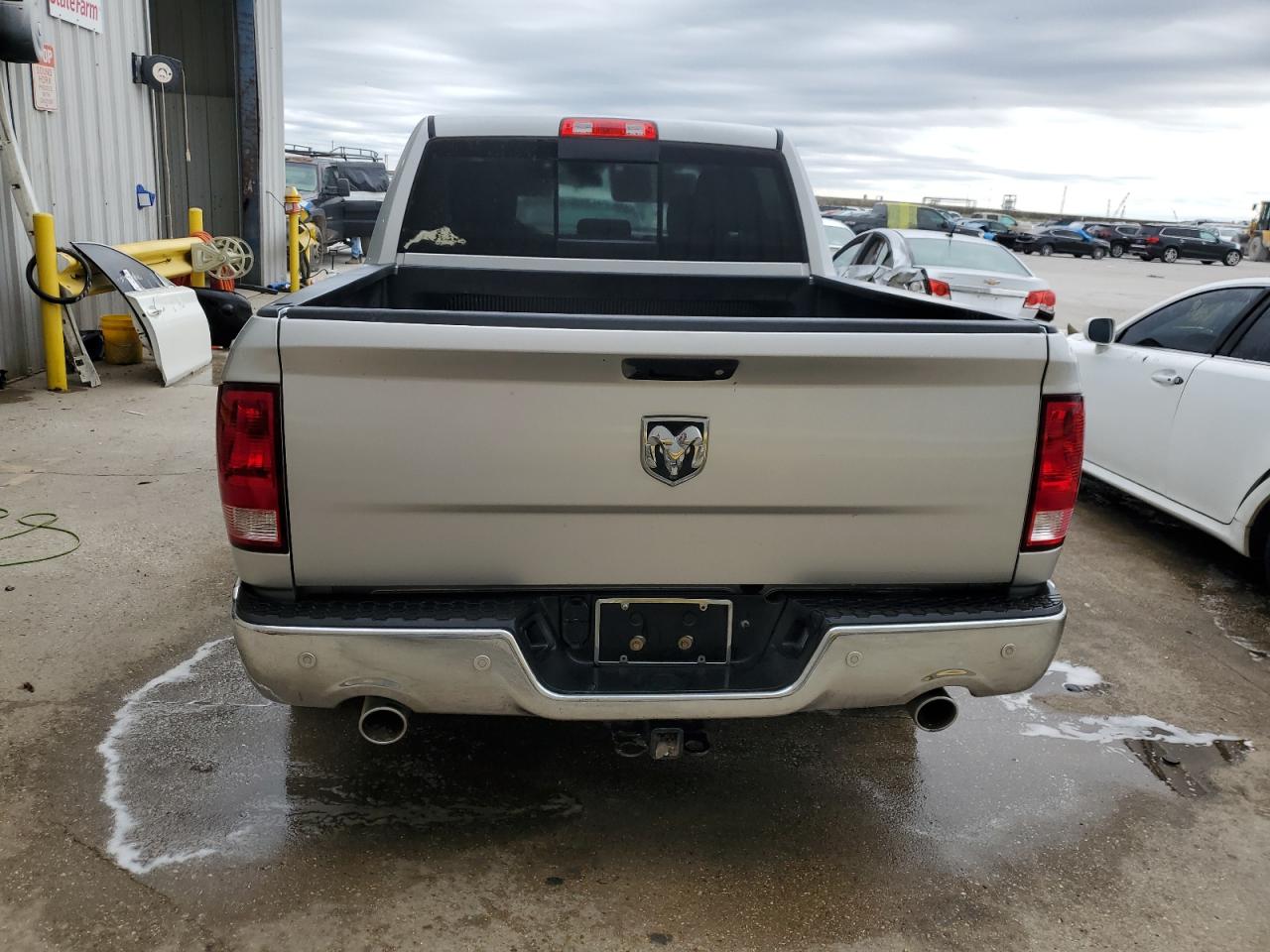 2017 RAM 1500 - Image 6