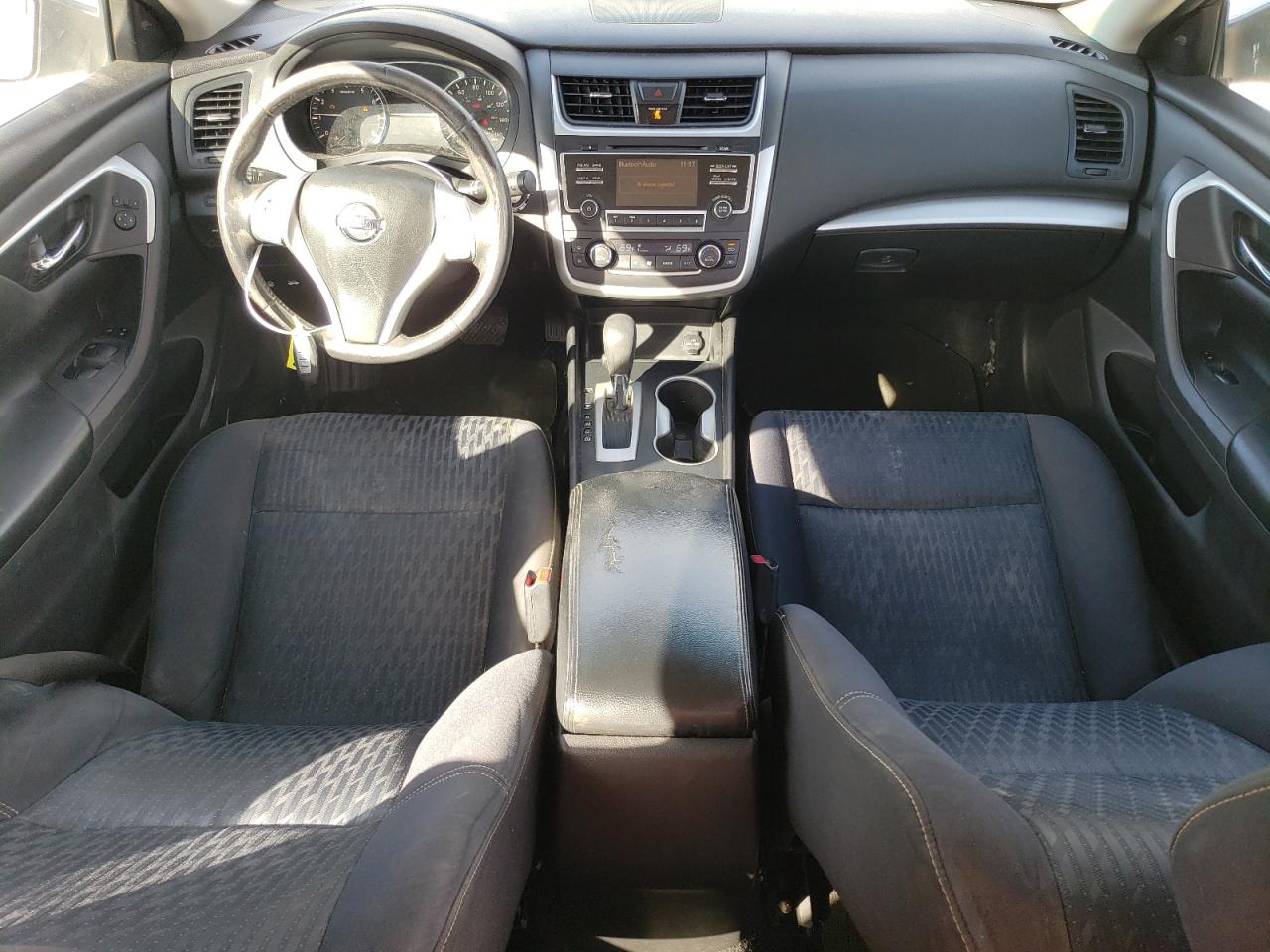 2017 Nissan Altima - Image 8