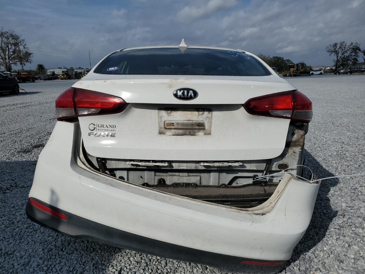 2018 Kia Forte - Image 6