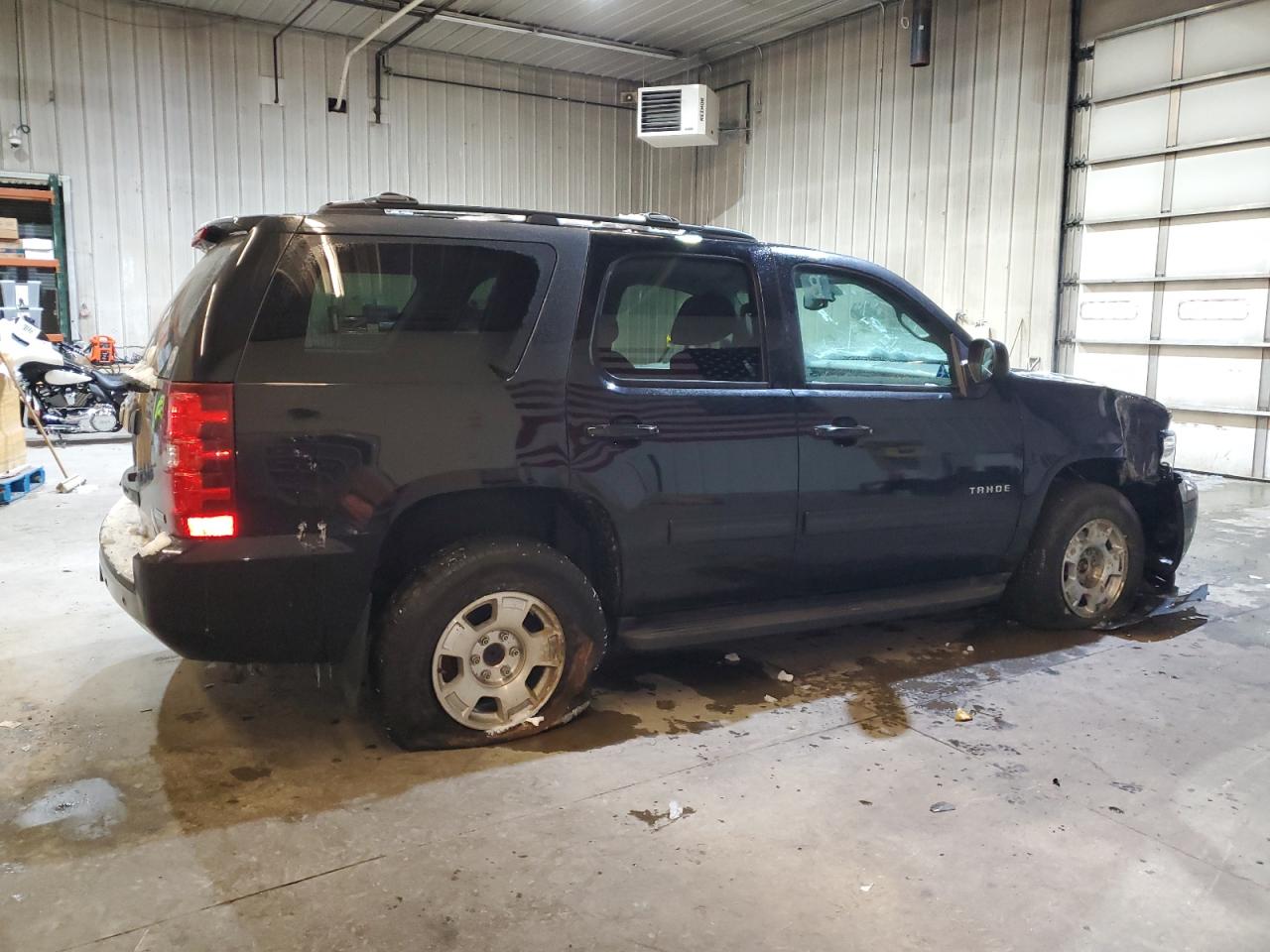 2012 Chevrolet Tahoe - Image 3