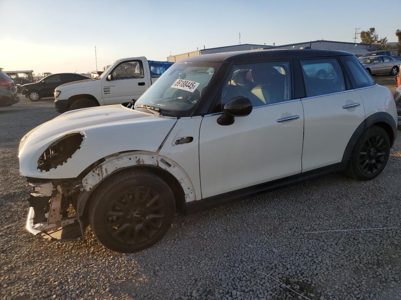 2016 MINI Cooper - Image 1
