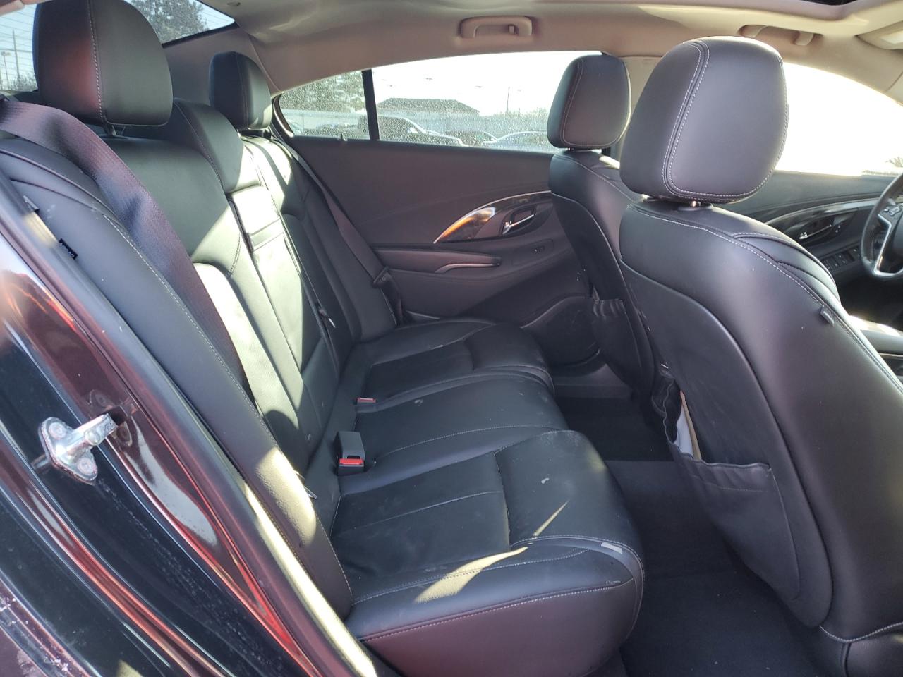2015 Buick LaCrosse - Image 10