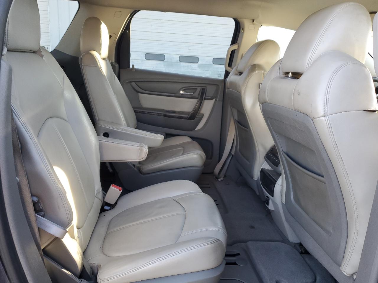 2014 GMC Acadia - Image 11
