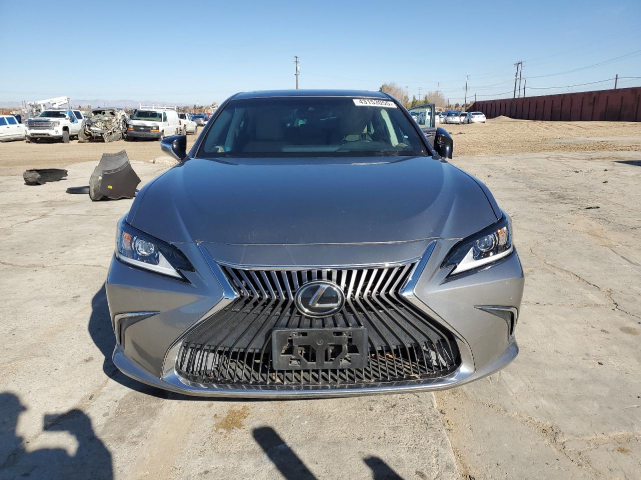 2019 Lexus ES - Image 5