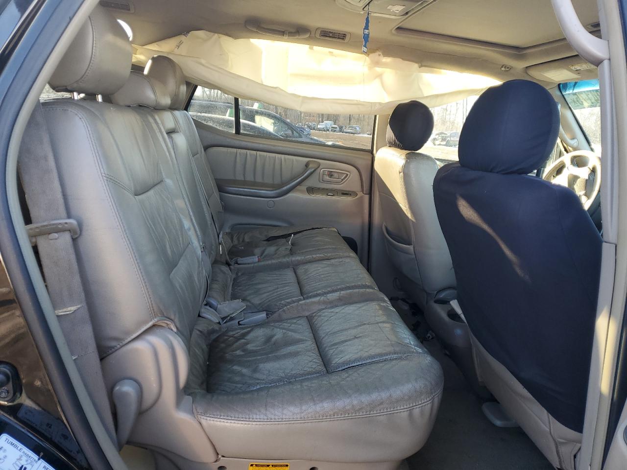 2007 Toyota Sequoia - Image 10