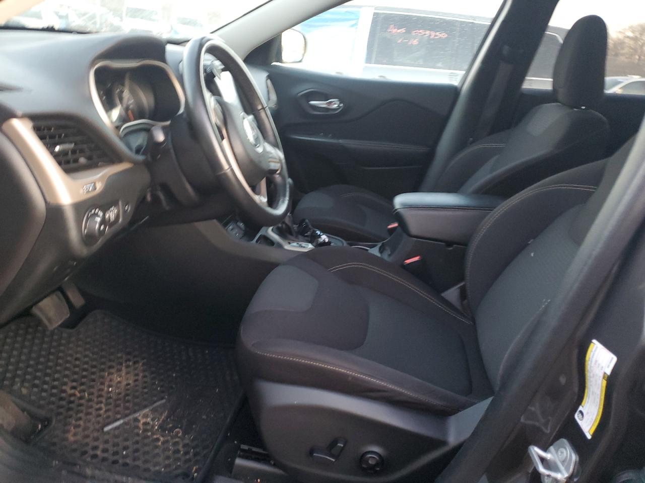 2016 Jeep Grand Cherokee - Image 7