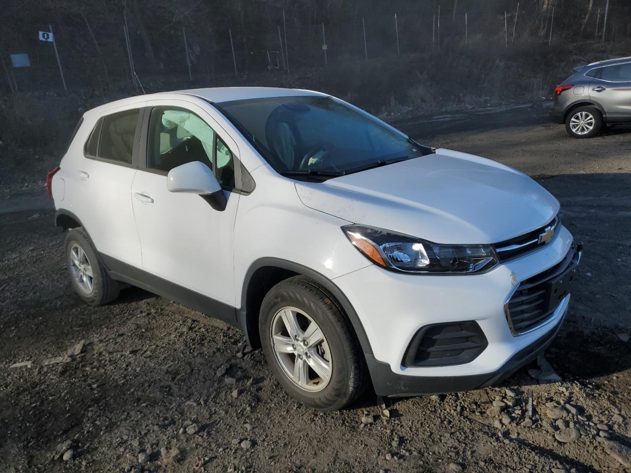 2020 Chevrolet Trax - Image 4