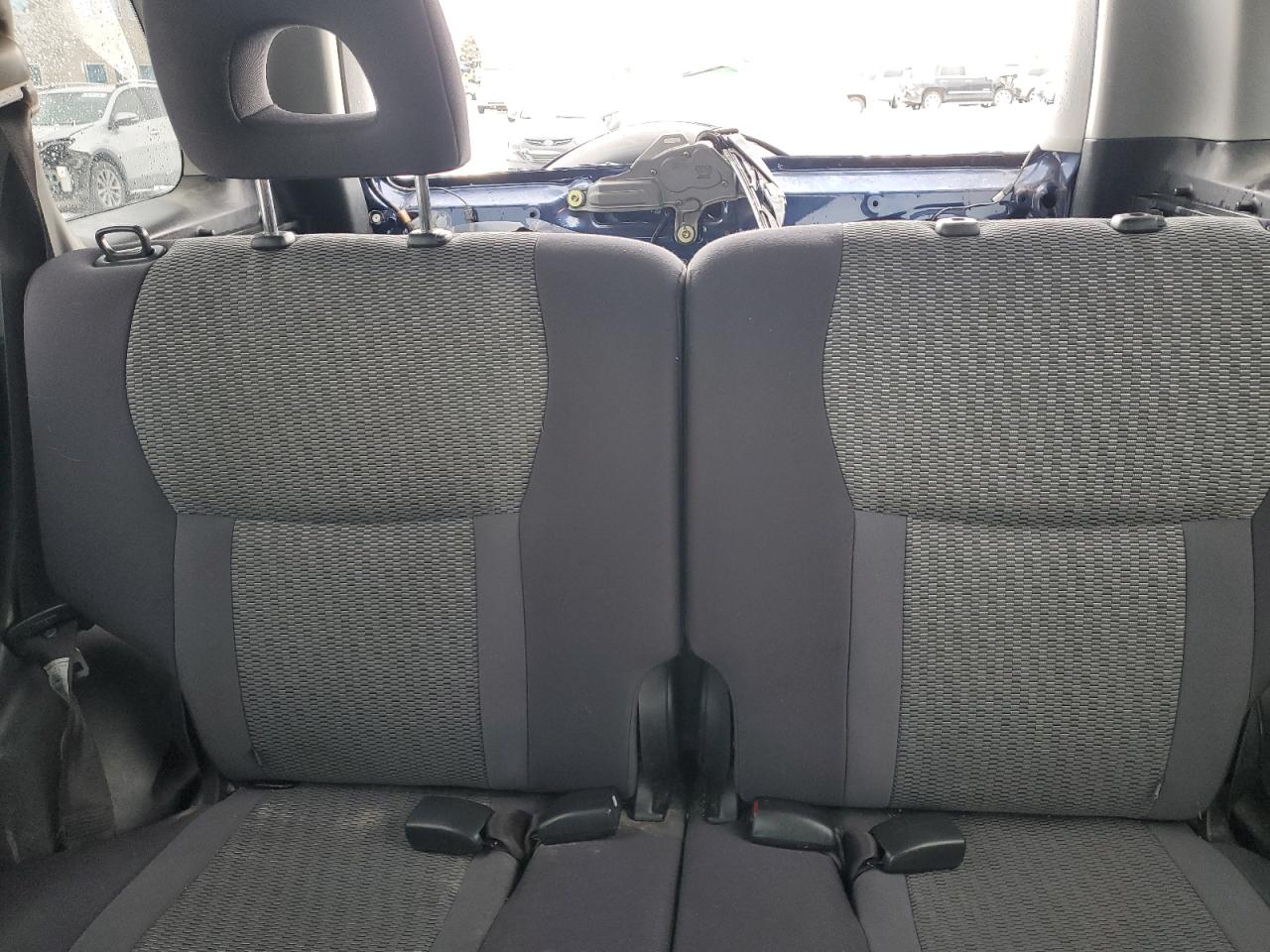 2004 Toyota RAV 4 - Image 10