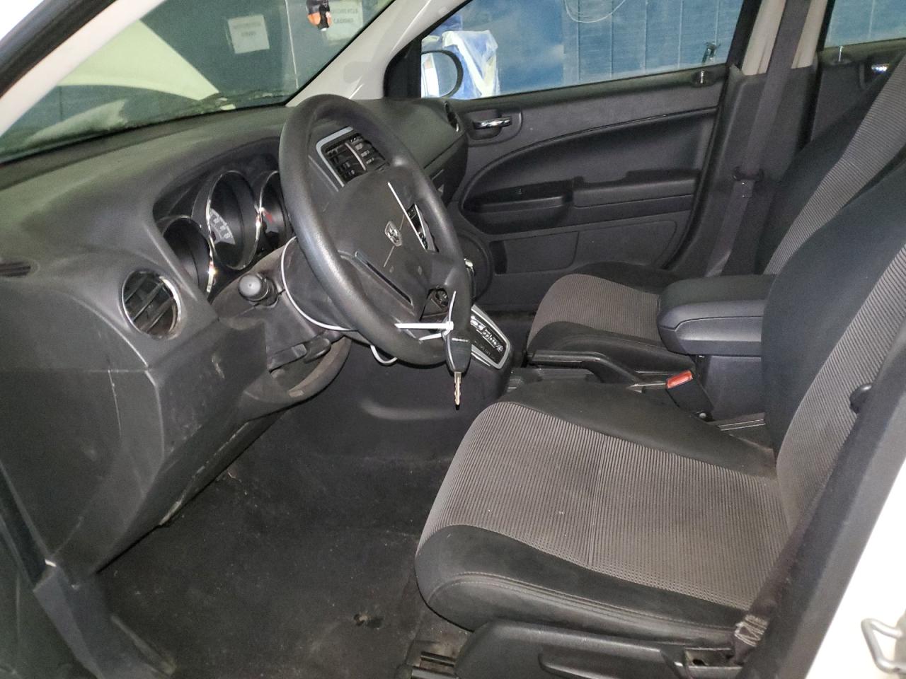 2010 Dodge Caliber - Image 7
