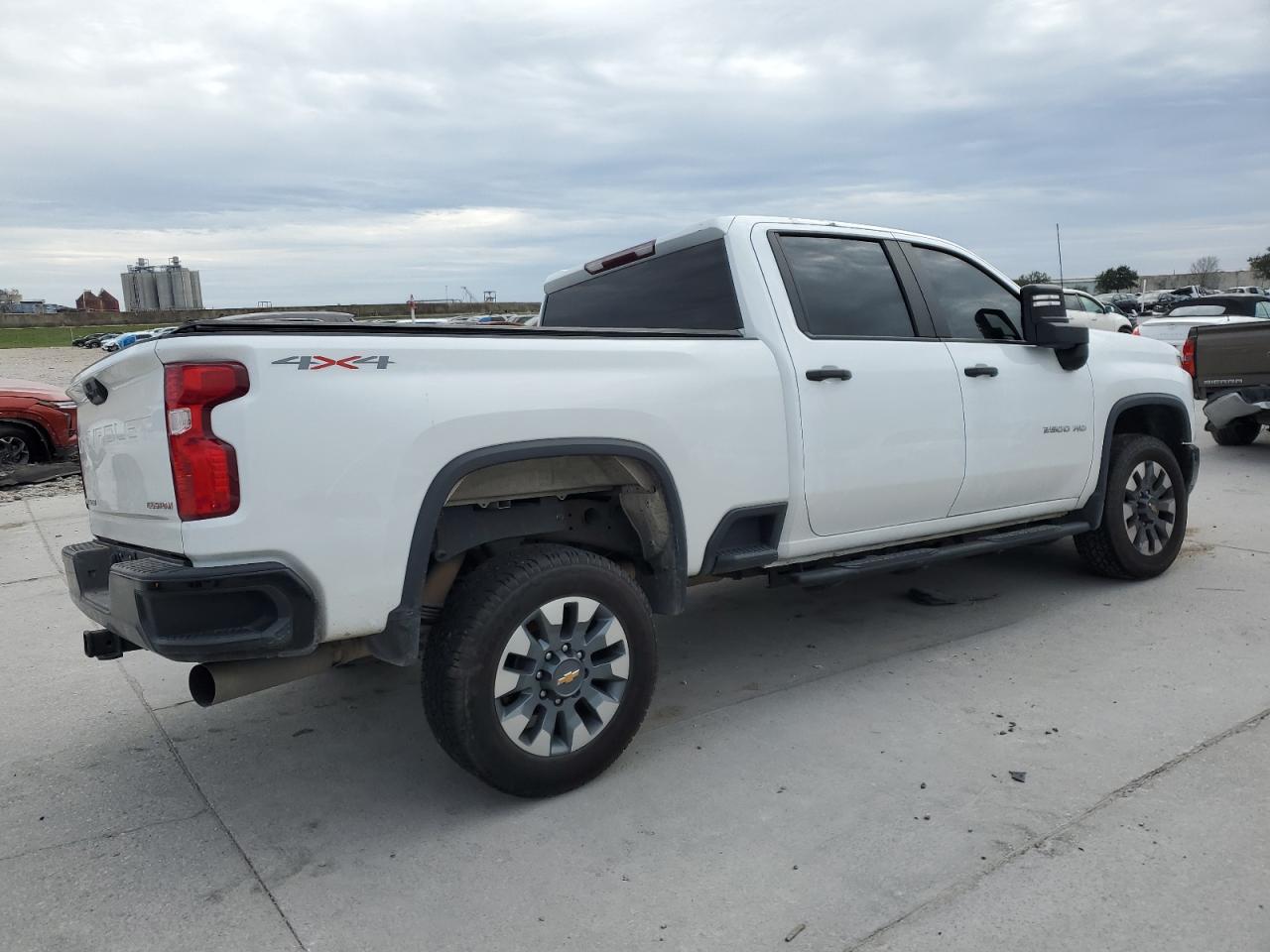 2023 Chevrolet Silverado - Image 3