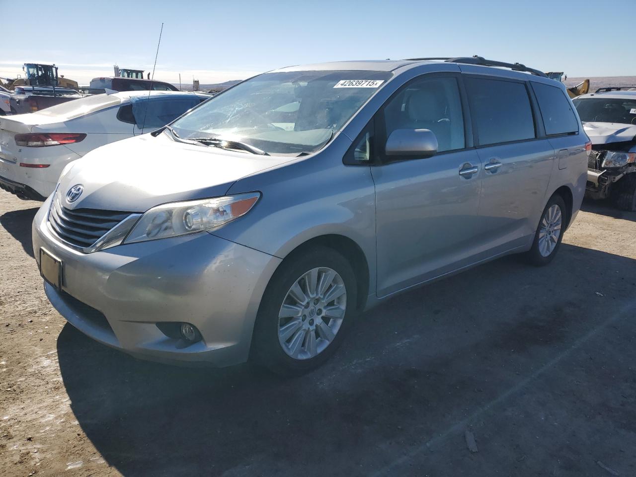 2013 Toyota Sienna - Image 1